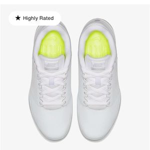 Nike Sideline IV
Women's Cheerleading Shoe White Size 8